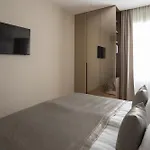 Amelie Luxury Rooms 1