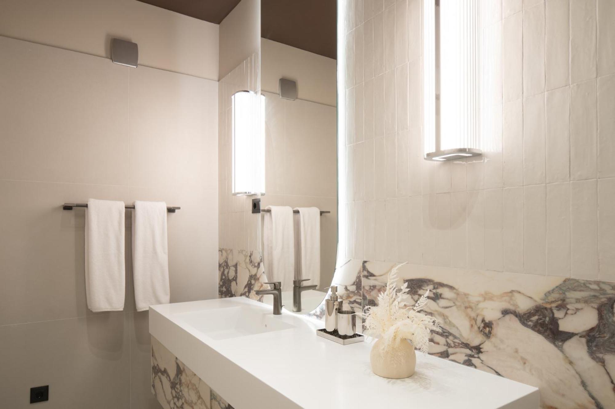 Amelie Luxury 1 Gjestgiverier